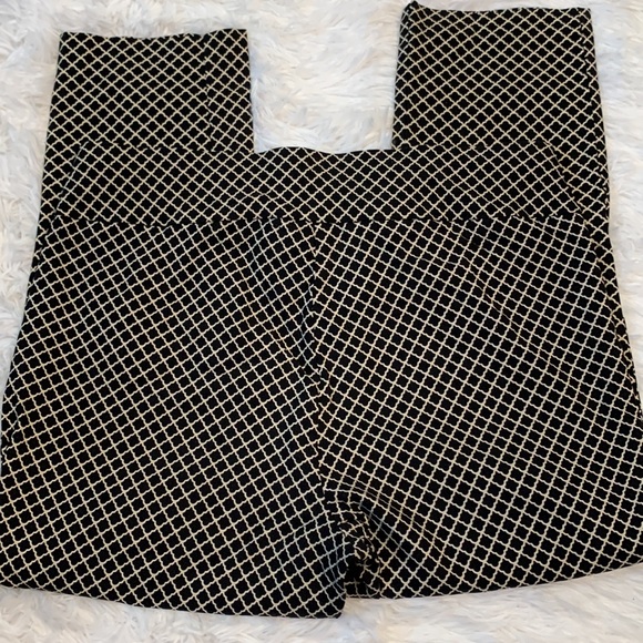 Rafaella Navy Patterned Pull On Cropped Pant - Picture 4 of 7